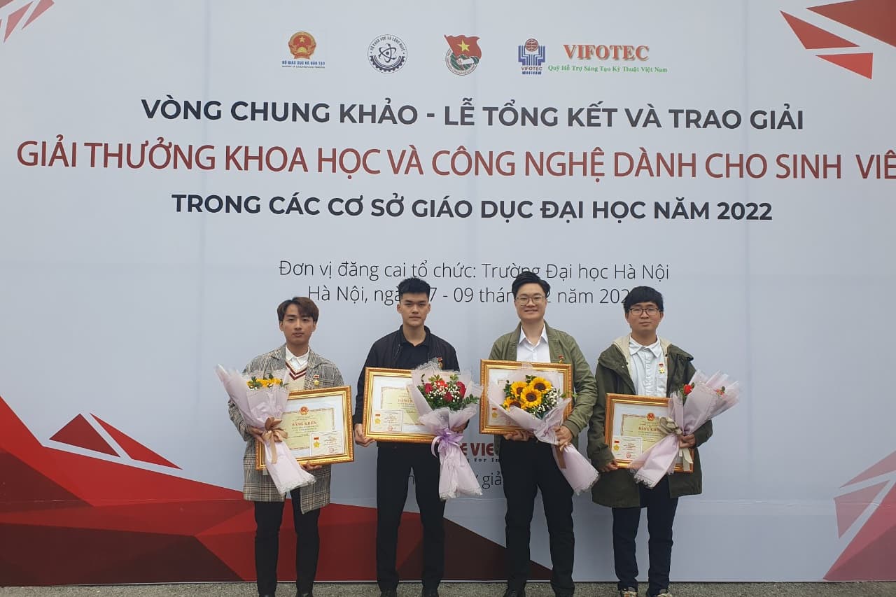 4 chàng trai Cơ khí - 1 tình yêu với mô phỏng số